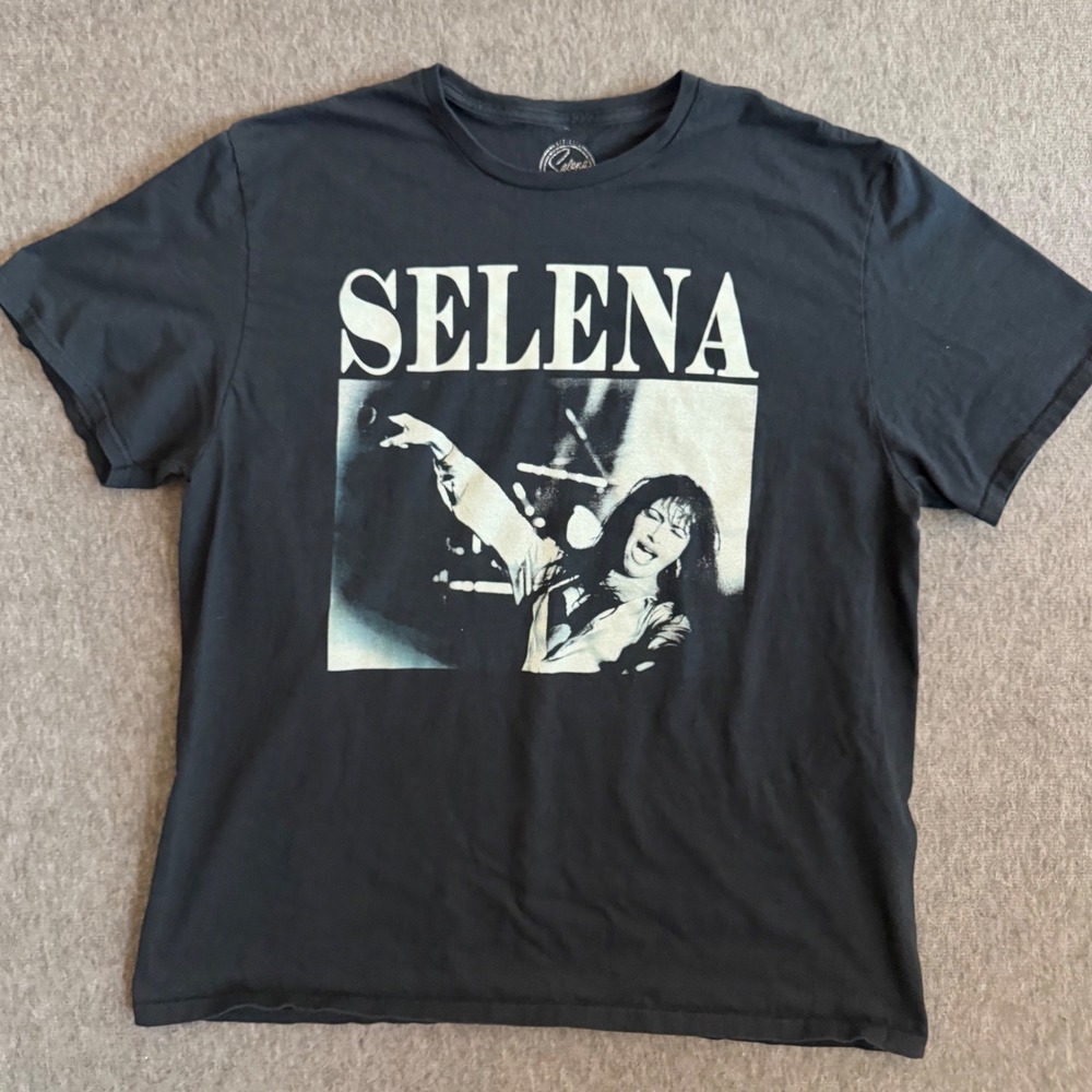 Selena Quintanilla Graphic T-Shirt Mens XL Black Short Sleeve Music Tee 2022